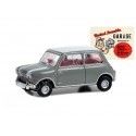 Cochesdemetal.es 1965 Austin Cooper S "Garage Nudillos Rotos Series 2" 1:64 Greenlight 39120E