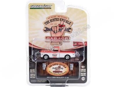 Cochesdemetal.es 1972 Chevrolet C-10 Pick-Up "Garage Nudillos Rotos Series 2" 1:64 Greenlight 39120F 2