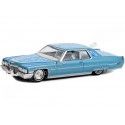 Cochesdemetal.es 1972 Cadillac Coupe deVille Custom "California Lowriders Series 2" 1:64 Greenlight 63030E