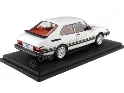 Cochesdemetal.es 1981 Saab 900 Turbo Blanco 1:18 MC Group 18339 2