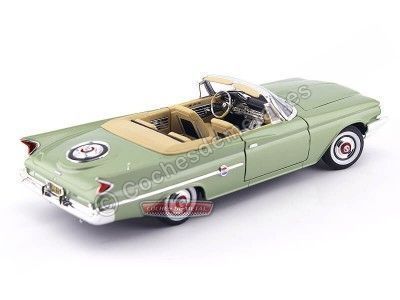 Cochesdemetal.es 1960 Chrysler 300F Open Convertible Verde 1:18 Lucky Diecast 92748 2