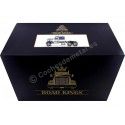 Cochesdemetal.es 1960 Camión Kenworth W900 de 3 Ejes + Semirremolque Azul/Blanco/Gris 1:18 Road Kings 123164