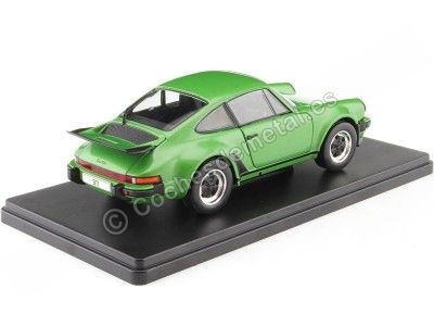 Cochesdemetal.es 1974 Porsche 911 (930) Turbo Verde Metalizado 1:24 WhiteBox 124188 2