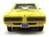 Cochesdemetal.es 1969 Pontiac GTO juge Amarillo 1:18 Motor Max 73133