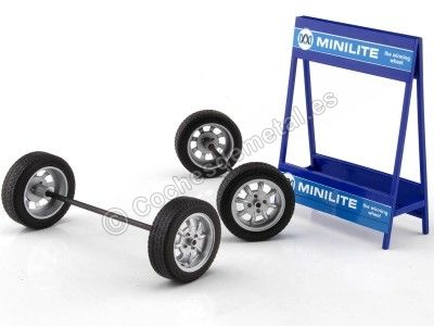 CARSDEMETAL.ES MINILITE Wheel Exposant avec deux axes et quatre roues 1:18 Modèles IXO SET019W 2