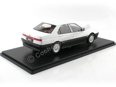 Cochesdemetal.es 1994 Alfa Romeo 164 Q4 Blanco/Negro 1:18 Triple-9 1800320 2