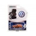 Cochesdemetal.es 1963 Volkswagen VW Type 3 Panel Con Tabla de Surf "Club Vee-Dub Series 16" 1:64 Greenlight 36070A