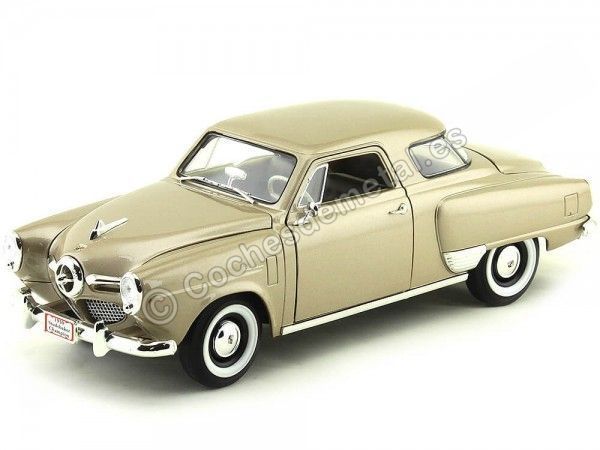 Cochesdemetal.es 1950 Studebaker Champion Gold Metallic 1:18 Lucky Diecast 92478