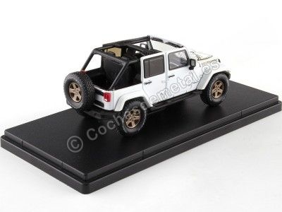 Cochesdemetal.es 2018 Jeep Wrangler Unlimited Golden Eagle Blanco/Camel 1:43 Greenlight 86173 2