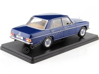 Cochesdemetal.es 1968 Mercedes-Benz 200 D (W115) Azul Oscuro 1:24 WhiteBox 124195 2