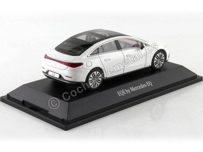 Cochesdemetal.es 2022 Mercedes-Benz Eqe (V295) Ligne d'art électrique Blanco Opalite 1:43 Édition de concessionnaire B66961106 2