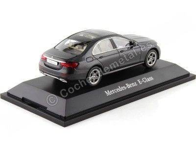 Cochesdemetal.es 2020 Mercedes-Benz Clase-E (W213) MOPF Gris Grafito Metalizado 1:43 Dealer Edition B66960499 2