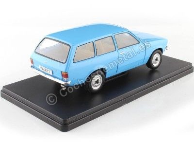 Cochesdemetal.es 1973 Opel Kadett C Caravan Azul Claro 1:24 WhiteBox 124192-O 2