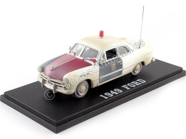 Cochesdemetal.es 1949 Ford "Tijuana Border Patrol Mexico" Blanco Sucio 1:43 Greenlight 86191