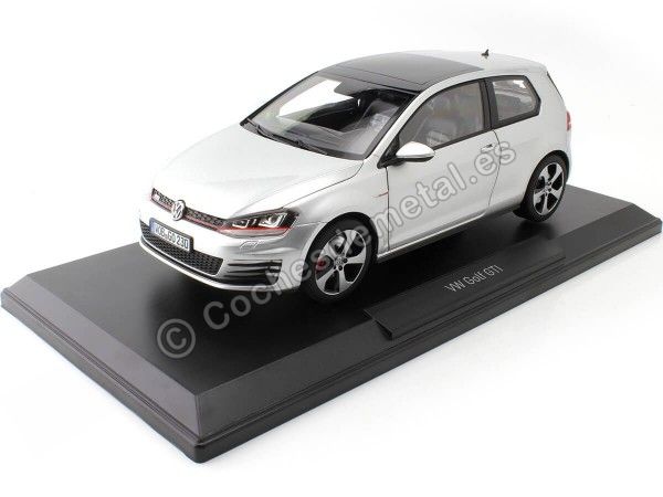 Cochesdemetal.es 2013 Volkswagen VW Golf GTI Coupé Plateado Reflex 1:18 Norev 188551