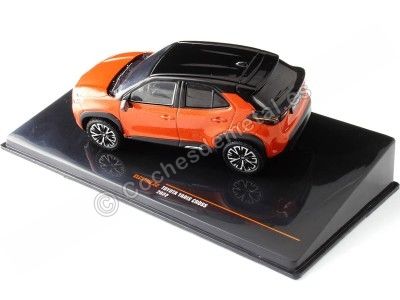 Cochesdemetal.es 2022 Toyota Yaris Cross Naranja Metalizado/Negro 1:43 IXO Models CLC510N.22 2