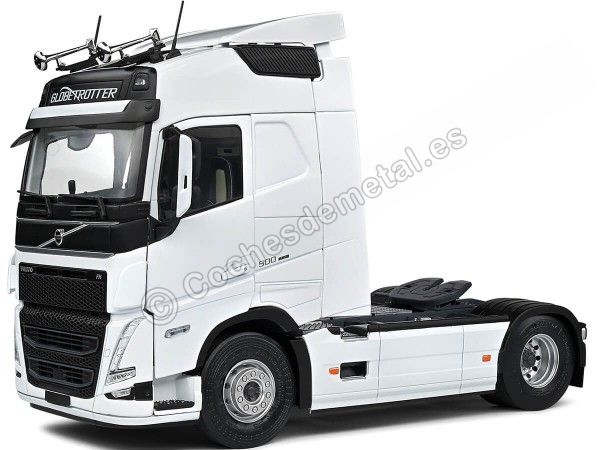 Cochesdemetal.es 2021 Cabeza Tractora Volvo FH Globetrotter XL SZM Blanco 1:24 Solido S2400103