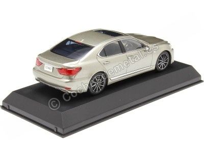 Cochesdemetal.es 2015 Lexus LS460 F Sport (XF40) Titanio 1:43 Kyosho 03659T 2