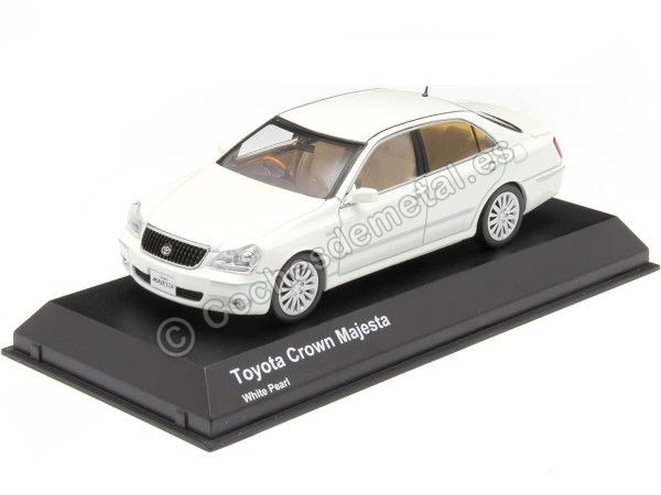 Cochesdemetal.es 2013 Toyota Crown Majesta S210 Blanco Perla 1:43 Kyosho 03638WP