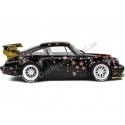 CARSDEMETAL.ES 2021 PORSCHE 911 (964) RWB RAUH-WELT AOKI Black avec décoration 1:18 SOLIO S1807507