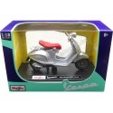 Cochesdemetal.es 2014 Vespa 946 Bellissima Plateada 118 Maisto 34540-18