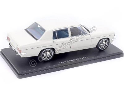 Cochesdemetal.es 1969 Opel Admiral B "Opel Collection" Blanco 1:24 Editorial Salvat G1648013 2