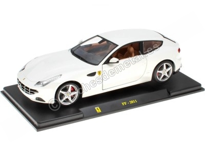 Cochesdemetal.es 2011 Ferrari FF Blanco 1:24 Editorial Salvat AB24F012