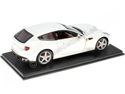 Cochesdemetal.es 2011 Ferrari FF Blanco 1:24 Editorial Salvat AB24F012 2