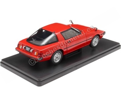 Cochesdemetal.es 1980 Mazda Savanna RX-7 FB Rojo 1:24 WhiteBox 124214-O 2