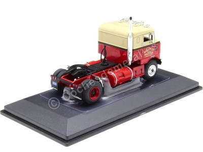 Cochesdemetal.es 1950 Cabeza Tractora Kenworth Bullnose Rojo/Beige 1:64 IXO Models 64TR008 2