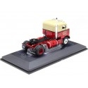 Cochesdemetal.es 1950 Cabeza Tractora Kenworth Bullnose Rojo/Beige 1:64 IXO Models 64TR008