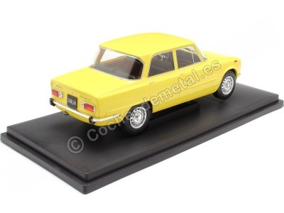 Cochesdemetal.es 1974 Alfa Romeo Giulia Nuova Super 1300 Amarillo Claro 1:18 MC Group 18334 2