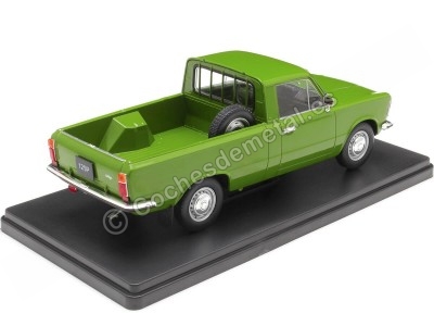 Cochesdemetal.es 1975 Fiat 125P Pick-up Verde 1:24 WhiteBox 124219 2