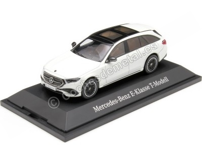 Cochesdemetal.es 2023 Mercedes-Benz Clase-E Model-T (S214) Blanco Opalo 1:43 Dealer Edition B66961120