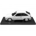 Cochesdemetal.es 1985 Opel Kadett E GSI 3 Puert Blanco 1:24 Whitebox 124221-O