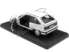 Carsdemetal.es 1985 Opel Kadett e GSI 3 portas brancas 1:24 Whitebox 124221-O