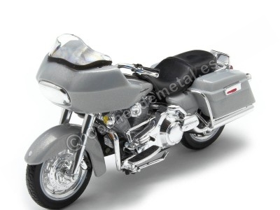 Cochesdemetal.es 2002 Harley-Davidson FLTR Road Glide Plateada 1:18 Maisto 34360_387