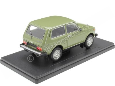 Cochesdemetal.es 1976 Lada Niva 1600 Verde Caqui "Coches Inolvidables" 1:24 Editorial Salvat ES38 2