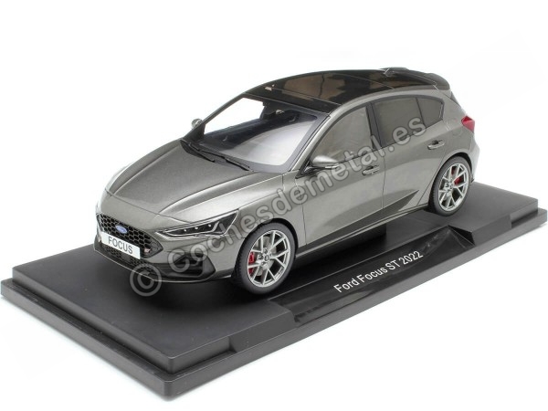 Cochesdemetal.es 2022 Ford Focus ST Gris Magnético 1:18 MC Group 18454