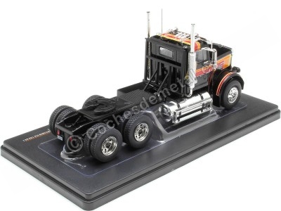 Cochesdemetal.es 1977 Cabeza Tractora Freightliner FLC 120 64 T Negro Decorado 1:43 IXO Models TR186.22 2