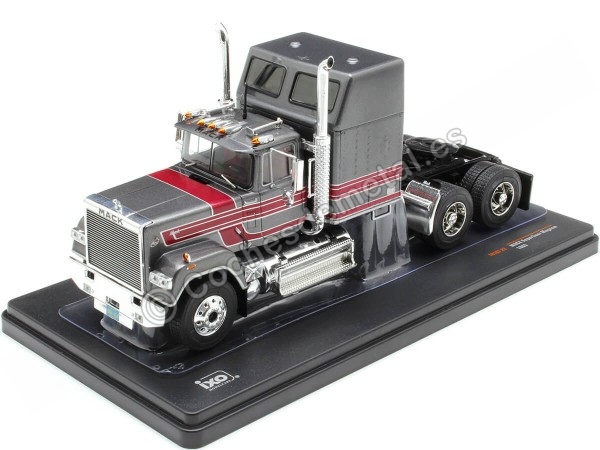 Cochesdemetal.es 1985 Cabeza Tractora Mack Superliner Magnum Gris Metalizado Decorado 1:43 IXO Models TR187.22