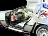 CARSDEMETAL.ES 1989 Dellorean DMC 12 avec accessoires et lumières "Trilogy Back to the Future" 1:18 Hot Wheels Super Elite Bly44