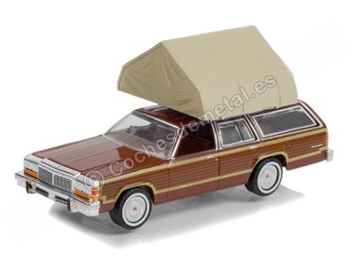 Cochesdemetal.es 1979 Ford LTD Country Squire "The Great Outdoors Series 2" Marrón 1:64 Greenlight 38030C