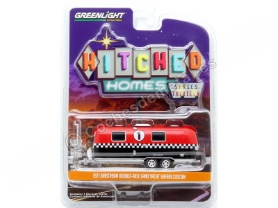 Cochesdemetal.es 1971 Caravana Airstream Double-Axle Firestone Nº1 "Hitched Homes Series 13" 1:64 Greenlight 34130C 2