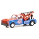 Cochesdemetal.es 1971 Chevrolet C-30 Grúa Aceites STP "Dually Drivers Series 11" 1:64 Greenlight 46110B