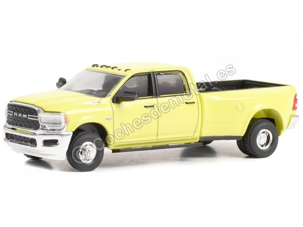 Cochesdemetal.es 2019 Dodge Ram 3500 Big Horn "Dually Drivers Series 11" Amarillo Brillante 1:64 Greenlight 46110E