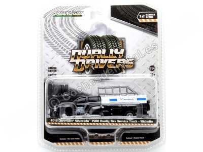 Cochesdemetal.es 2018 Chevrolet Silverado 3500 Servicio Michelin + Ruedas "Dually Drivers Series 12" Negro/Blanco 1:64 Greenl... 2