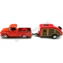 CARSDEMETAL.ES 1958 Chevrolet Apache Fleetline Red + Caravan Chardrop 1:24 Max Motor 79311-76083