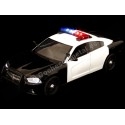 CARSDEMETAL.ES Pursuit Dodge Charger 2011 avec des lumières et du son noir / blanc 1:24 MOTEUR MAX 79533