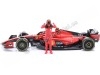 Cochesdemetal.es 2023 Ferrari SF-23 Fórmula 1 Nº55 Carlos Sainz + Figura del Piloto 1:24 Bburago 26809